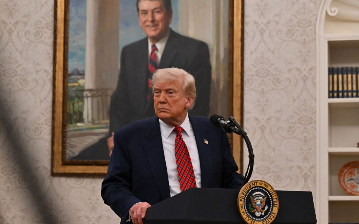 White House eased China tariffs after warnings of harm to ‘Trump’s people’